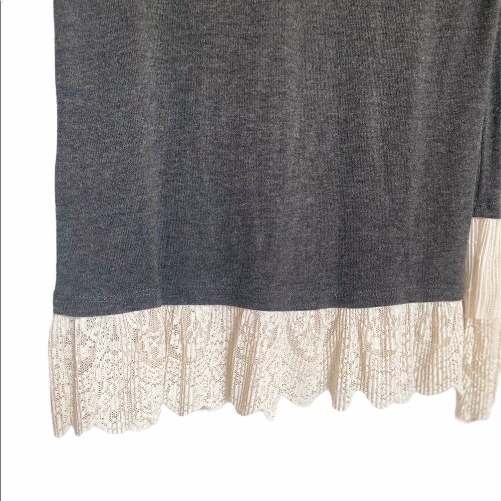 Bailey 44 Lace Trimmed Top Small - Picture 5 of 6